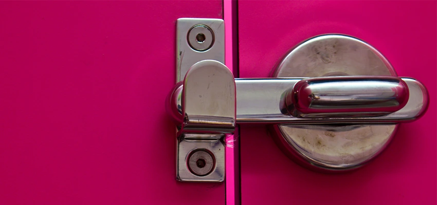 Childproof Gate Lock in Poinciana, Florida