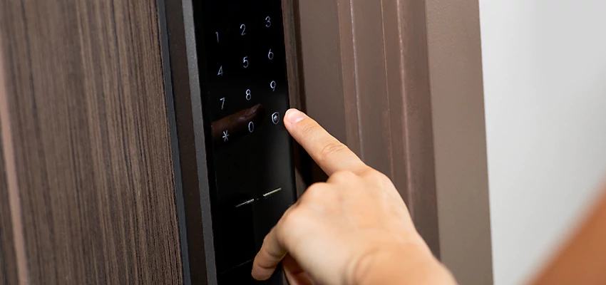 Smart Electric Locks Replacement Services in Poinciana, FL