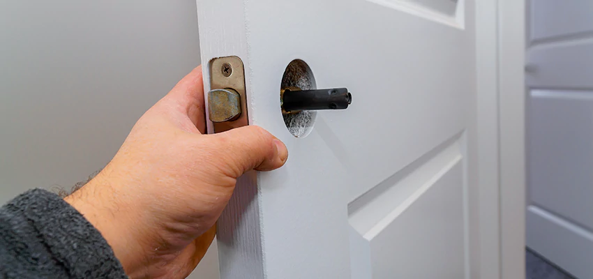 Nighttime Locksmith For Lock Repair in Poinciana, FL