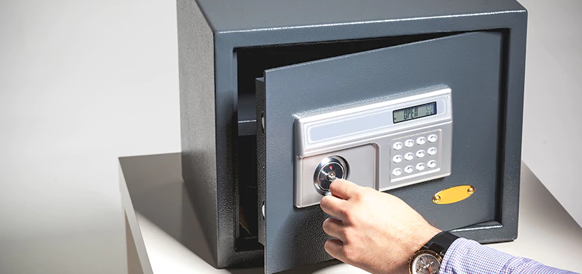 Jewelry Safe Unlocking Service in Poinciana, Florida